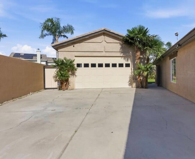 property at 5818 Clear Valley Ct