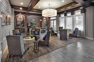 Vestavia Reserve in Vestavia, AL - Building Photo - Interior Photo