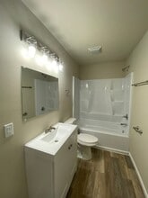 1207 Bundy St in Des Moines, IA - Building Photo - Building Photo