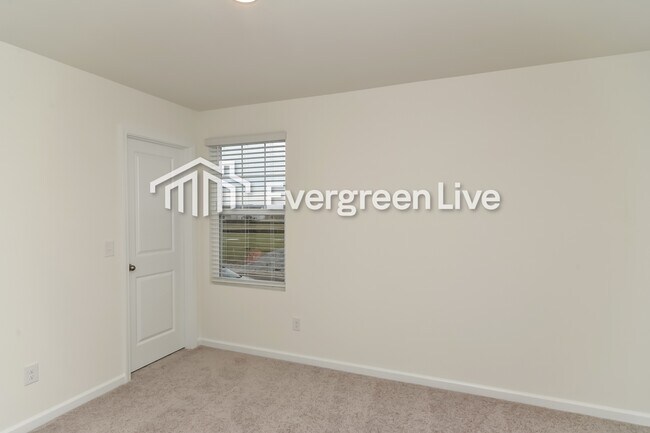 3492 Fellowship Rd in Columbia, TN - Building Photo - Building Photo