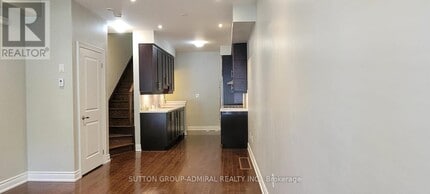 2120 Bayview Ave in Toronto, ON - Building Photo - Building Photo
