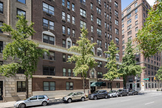 1050 Park Ave in New York, NY - Building Photo - Building Photo