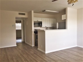 Caribbean Apartments in Boca Raton, FL - Building Photo - Building Photo