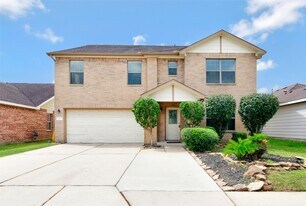 16334 Cole Bridge Ln in Cypress, TX - Building Photo
