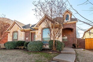 11945 Henderson Dr in Frisco, TX - Building Photo