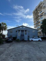 17 Riverside Dr in Cocoa, FL - Building Photo