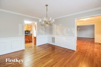 4004 Deerfield St in High Point, NC - Building Photo - Building Photo