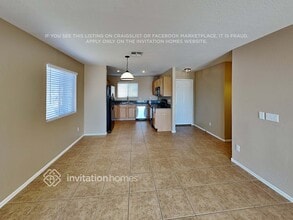 1065 E Omega Dr in San Tan Valley, AZ - Foto de edificio - Building Photo