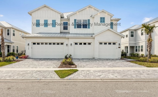 property at 571 Marquesa Cir