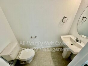 11930 Glenside Ter in Palmetto, FL - Building Photo - Building Photo