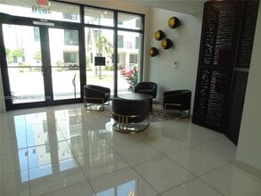 4670 NW 84th Ave in Doral, FL - Building Photo - Building Photo