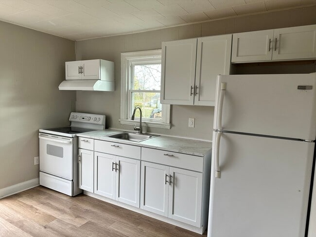 101 Turner Ave in Lancaster, KY - Building Photo - Building Photo