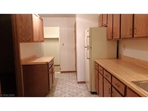 111 1/2 N Main St in River Falls, WI - Building Photo - Building Photo