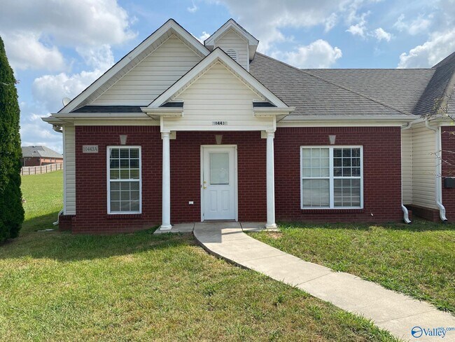 property at 10443 Wall Triana Hwy