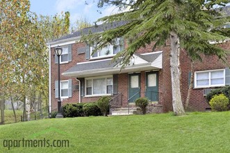 Westfield Manor Apartments in Westfield, NJ - Building Photo - Building Photo