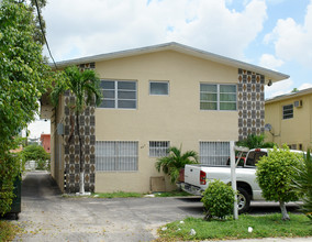 1029 NW 5th St in Miami, FL - Building Photo - Building Photo