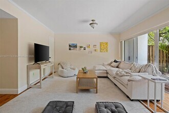 7508 SW 58th Ave in South Miami, FL - Building Photo - Building Photo