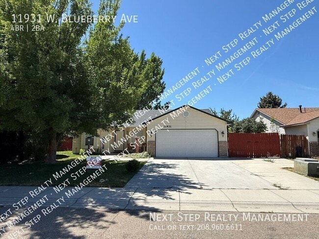 property at 11931 W Blueberry Ave