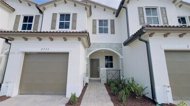 2755 SE 25th Ave in Homestead, FL - Building Photo - Building Photo