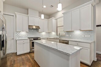 3022 Maxroy St in Houston, TX - Building Photo - Building Photo