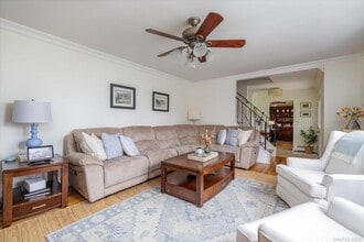44 Frazer Dr in Greenlawn, NY - Building Photo - Building Photo
