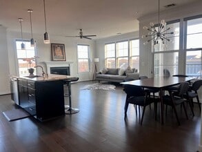 13722 Neil Armstrong Ave, Unit 508 in Herndon, VA - Building Photo - Building Photo