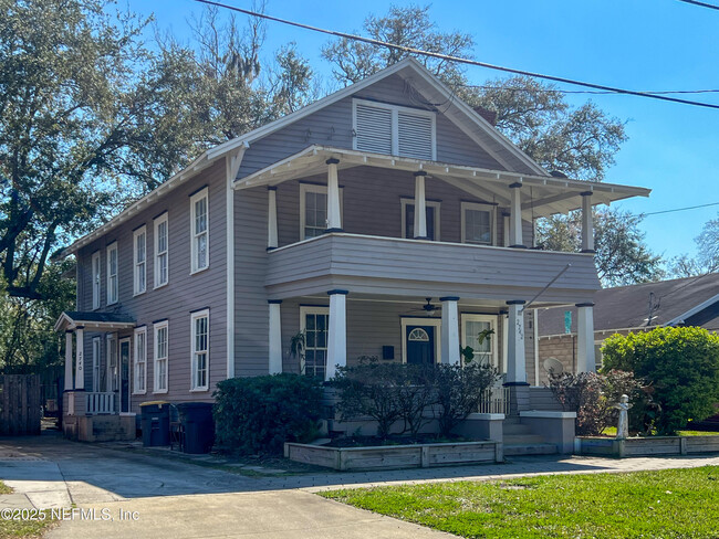 2742 Lydia St in Jacksonville, FL - Building Photo - Building Photo