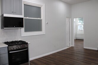209-211 48th St-Unit -A-5 in Union City, NJ - Building Photo - Building Photo