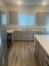 8081 Trapper Rnch Rd in Roseville, CA - Building Photo - Building Photo