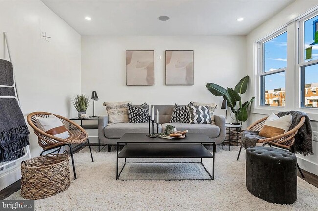 3925 Chesterfield Ave in Baltimore, MD - Building Photo - Building Photo