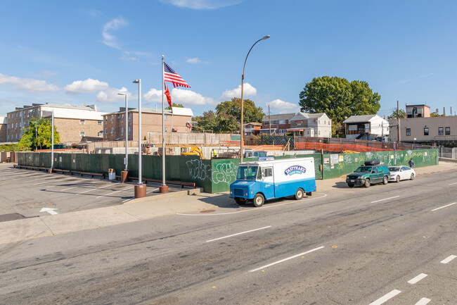 8825 Astoria Blvd in East Elmhurst, NY - Building Photo - Building Photo