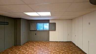 1710 N Raynor Ave in Crest Hill, IL - Building Photo - Building Photo