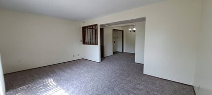 2800 Terra Vista Dr in Independence, KS - Building Photo - Building Photo