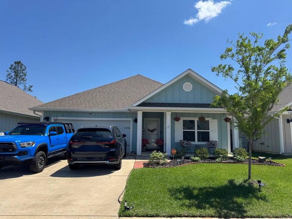 5772 Conley Ct in Milton, FL - Building Photo