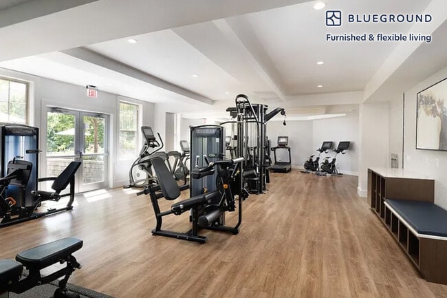 160 Boylston St in Newton, MA - Building Photo - Building Photo