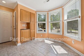 1 Forest Glen Dr in Chapel Hill, NC - Building Photo - Building Photo