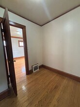 4906 N 58th St in Milwaukee, WI - Building Photo - Building Photo