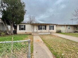 1305 Richard St in San Angelo, TX - Building Photo