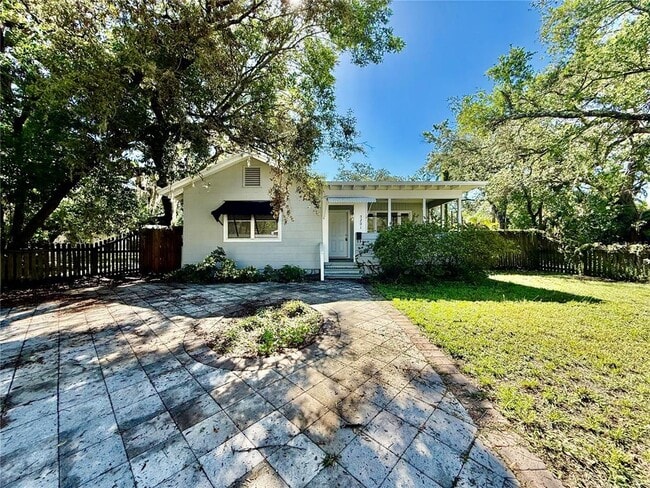 property at 5201 N 10th St