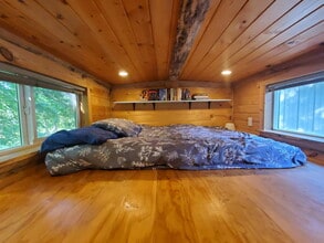 1716 11th Ave SE in Olympia, WA - Building Photo - Building Photo