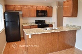 17659 E Utah Pl in Aurora, CO - Foto de edificio - Building Photo