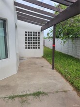 2653 Easy St in Edinburg, TX - Building Photo - Building Photo