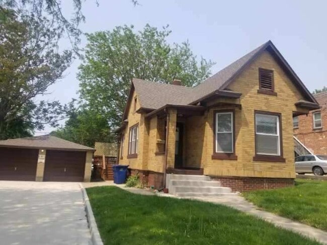 property at 653 Chartres St