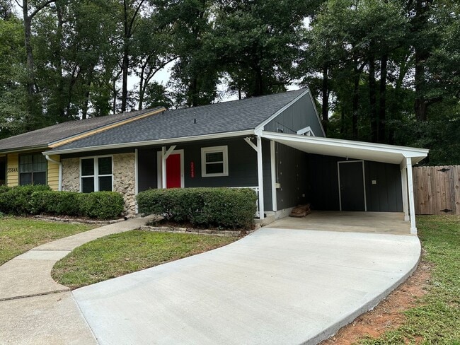 2564 Panther Creek Rd in Tallahassee, FL - Building Photo - Building Photo