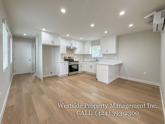 316 Ximeno Ave in Long Beach, CA - Building Photo - Building Photo