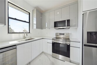 4309 NW 38th Ave in Cape Coral, FL - Building Photo - Building Photo