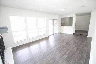 9518 Meadowheath Dr in Austin, TX - Building Photo - Building Photo