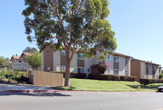 Parkwood Village in National City, CA - Foto de edificio - Building Photo