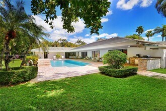 7322 Vistalmar St in Coral Gables, FL - Building Photo - Building Photo