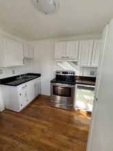 1 Cottage Row in Chelmsford, MA - Building Photo - Building Photo
